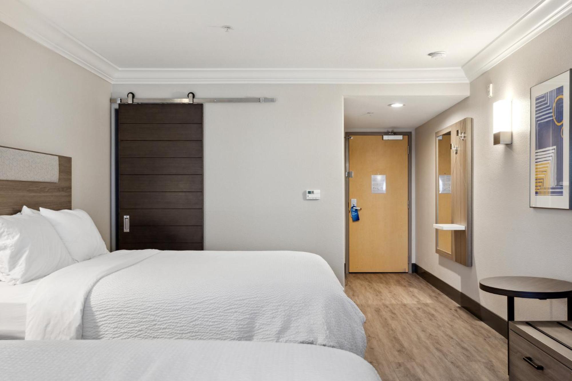 Holiday Inn Express Hotel & Suites Vacaville By Ihg Esterno foto