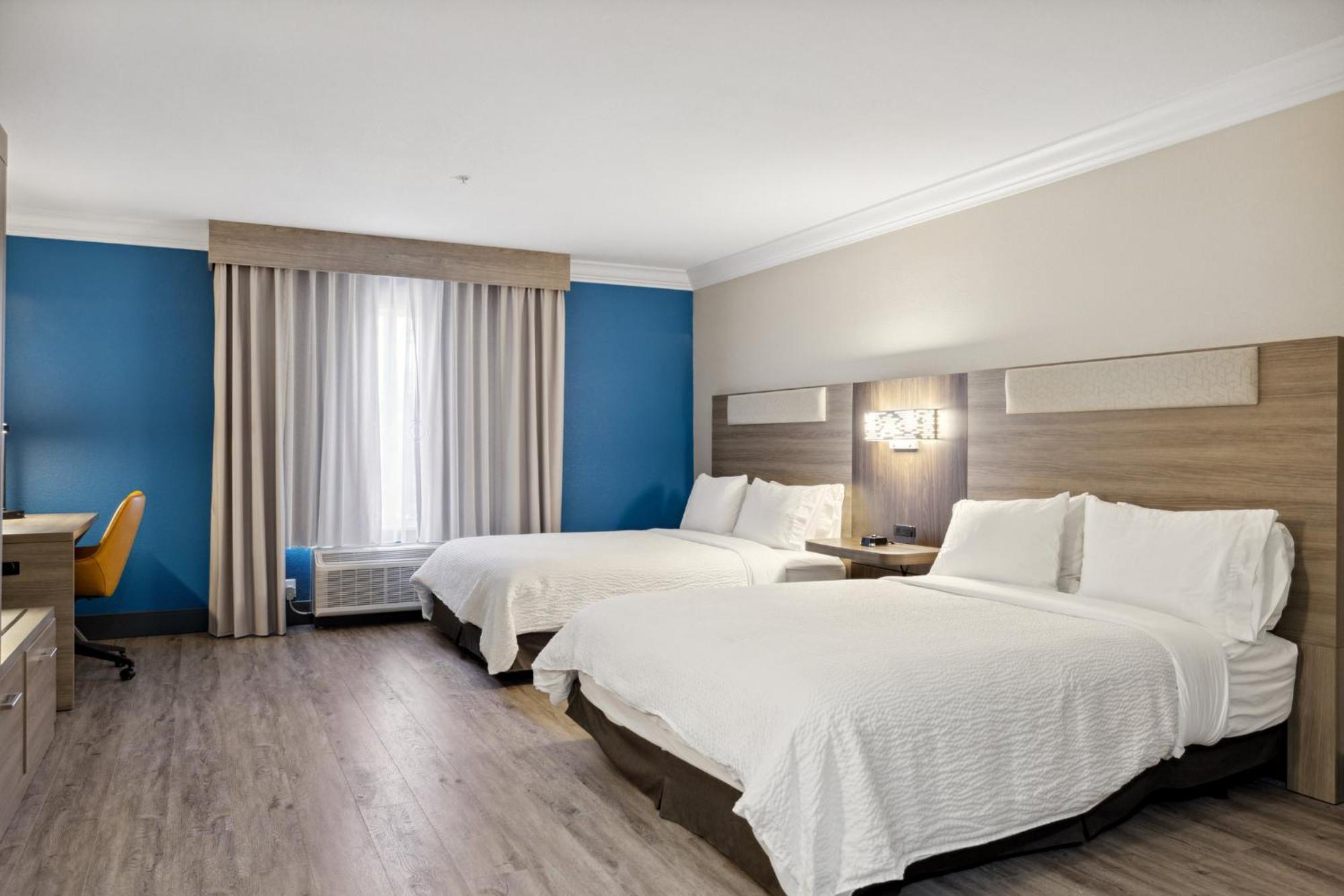 Holiday Inn Express Hotel & Suites Vacaville By Ihg Esterno foto