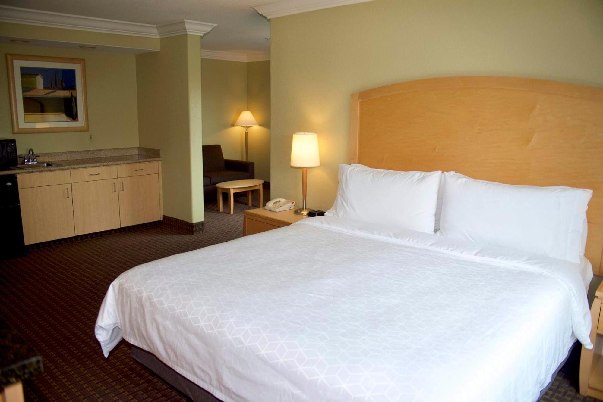 Holiday Inn Express Hotel & Suites Vacaville By Ihg Esterno foto