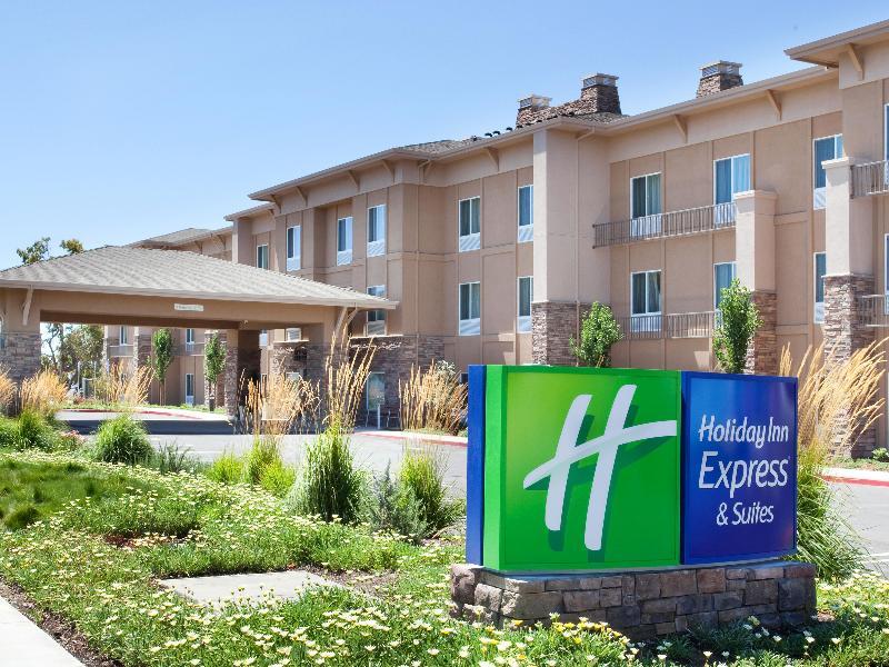 Holiday Inn Express Hotel & Suites Vacaville By Ihg Esterno foto