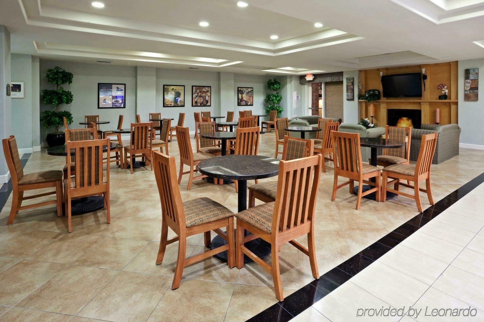 Holiday Inn Express Hotel & Suites Vacaville By Ihg Esterno foto